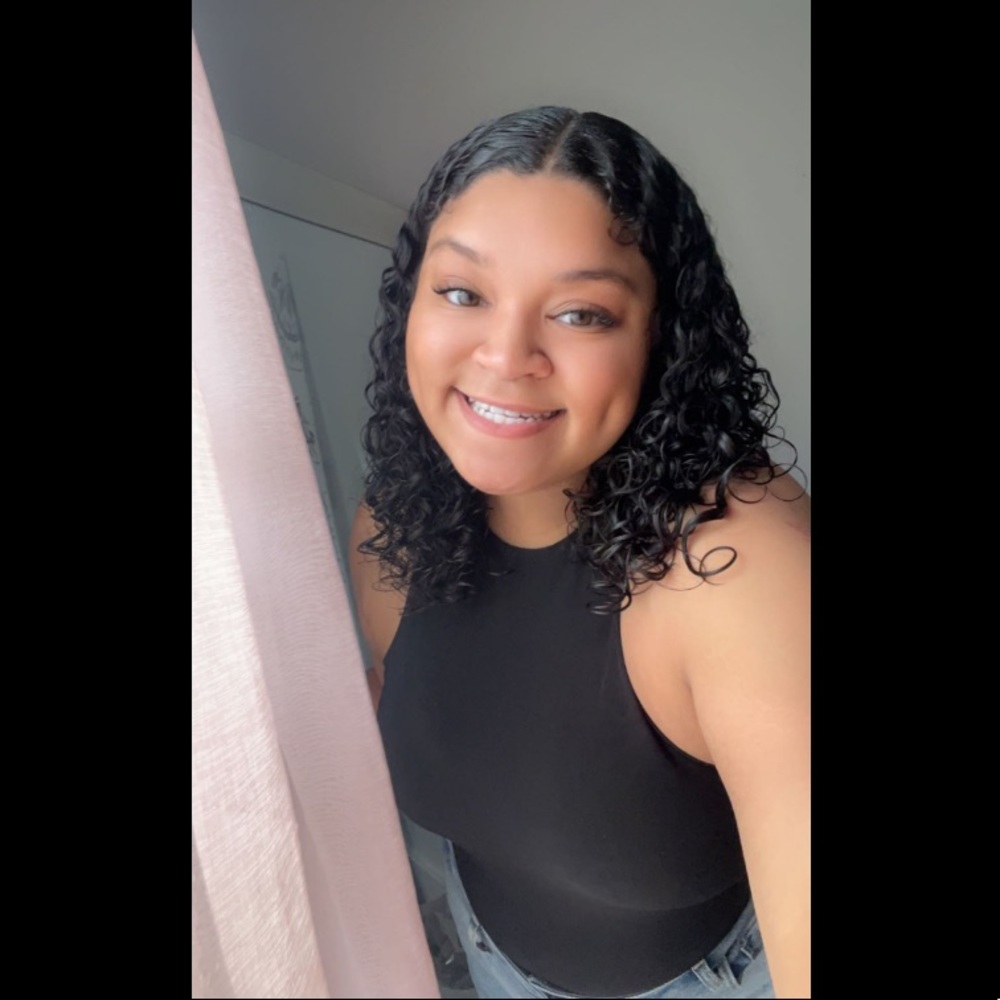 Meet your Posher, Daisha